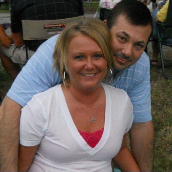 Meet your Posher, Julia Cyndi - Picture 3 of 7